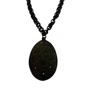 Stephan & Co. Embossed Matte Black Pendant w/Mini Rhinestone Accent & Link Chain